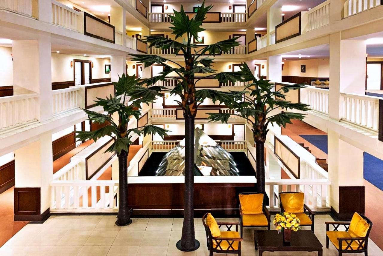 Royal Peninsula Hotel Chiangmai Chiang Mai Exterior foto